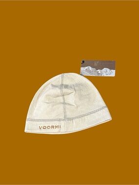 NWT Voormi Lightweight Grey Beanie